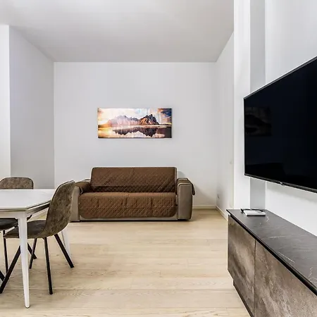 Pisani Apartment Milan Exterior photo